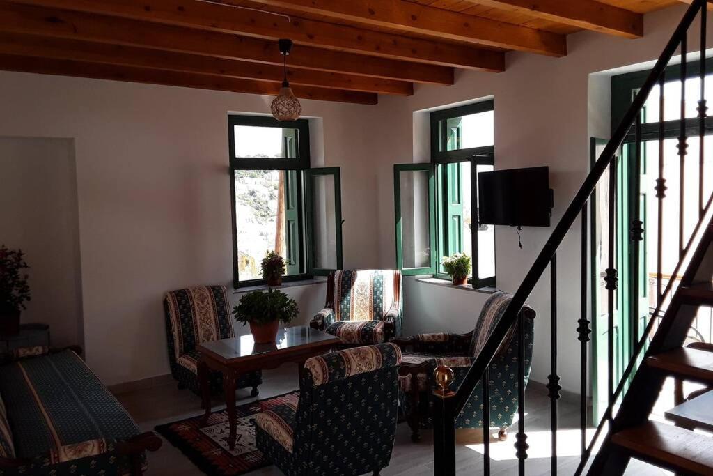 شقة Giorgina'S House سيمي المظهر الخارجي الصورة